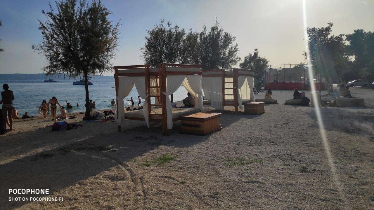 Apartments Mamich Kaštela Εξωτερικό φωτογραφία