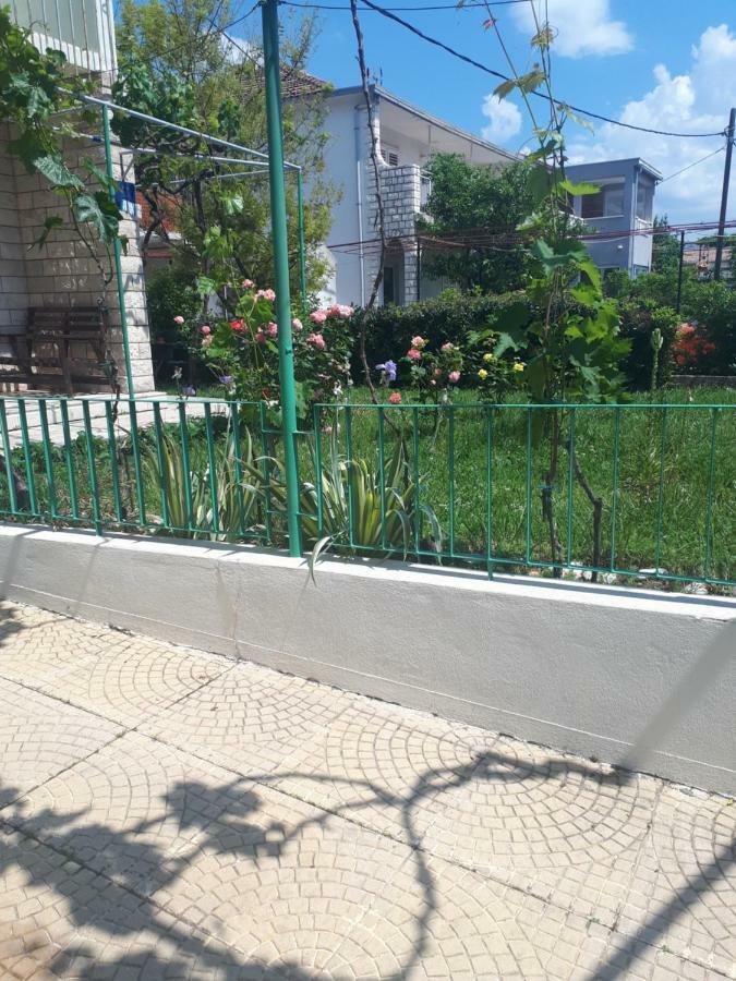 Apartments Mamich Kaštela Εξωτερικό φωτογραφία