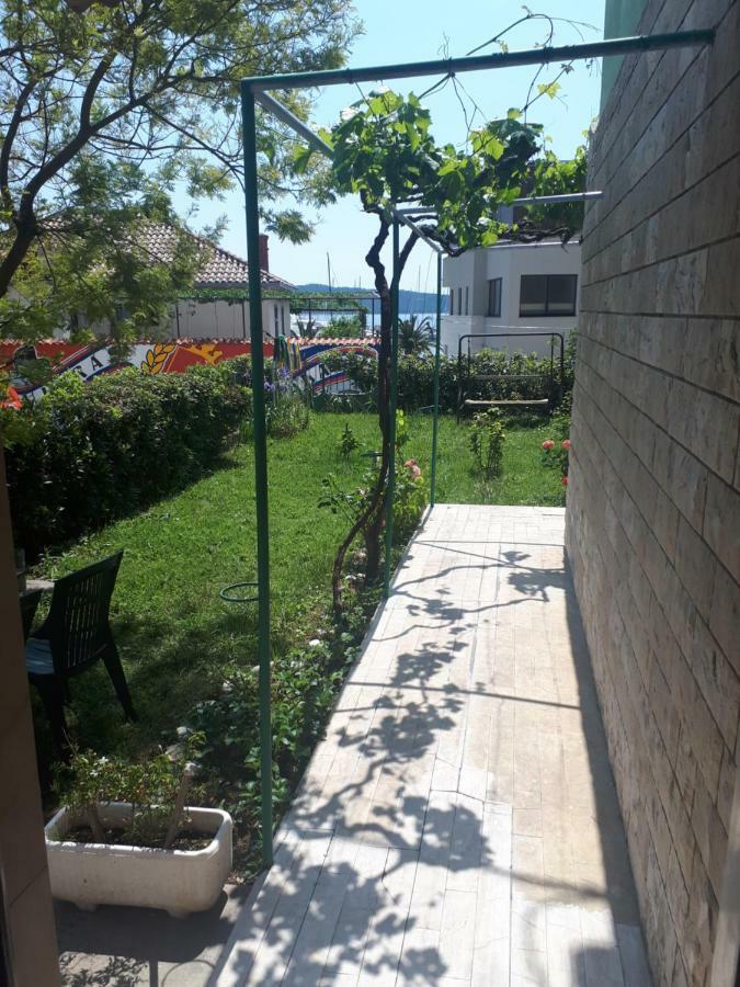 Apartments Mamich Kaštela Εξωτερικό φωτογραφία