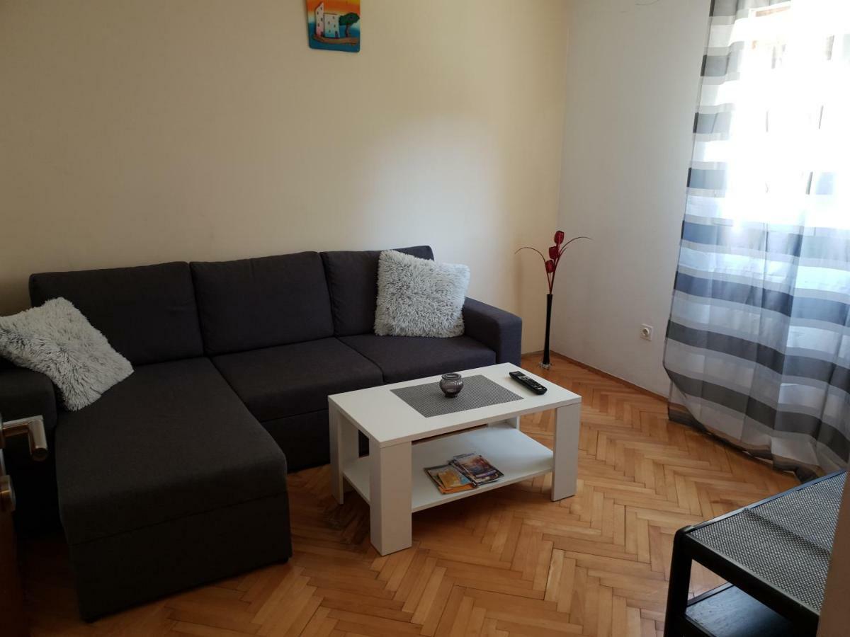 Apartments Mamich Kaštela Εξωτερικό φωτογραφία